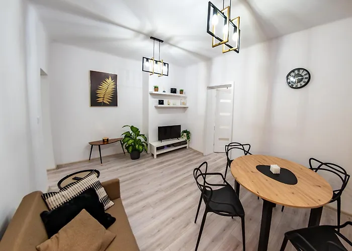 3 Maja Apartment