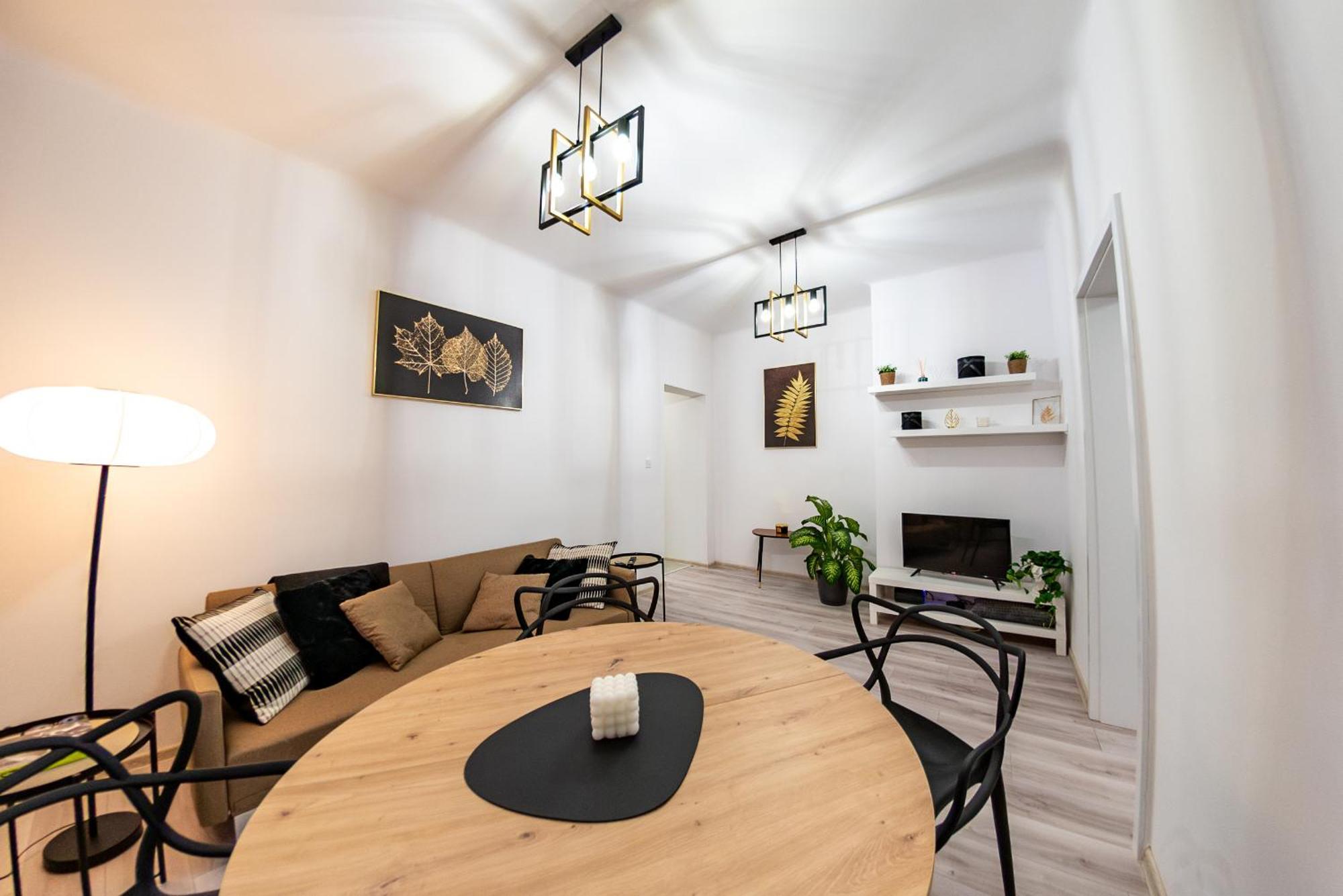 3 Maja Apartment